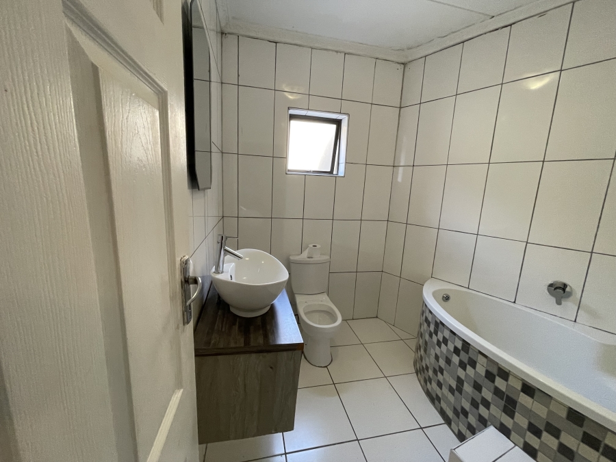 24 Bedroom Property for Sale in Amalinda Eastern Cape